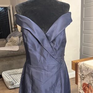 ALFRED SUNG Strapless Navy Dress